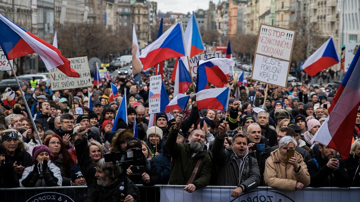 Obrazem: Čtyři tisíce lidí v Praze protestovaly proti povinnému očkování